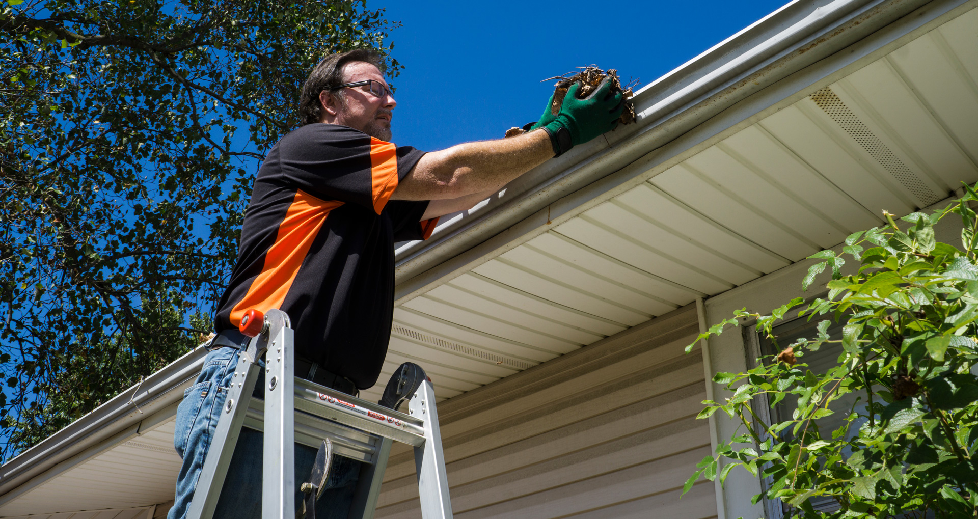 Done Right Gutter Cleaning & Repair: Gutter Cleaning and Gutter Repair in Santa Rosa, Petaluma and Windsor